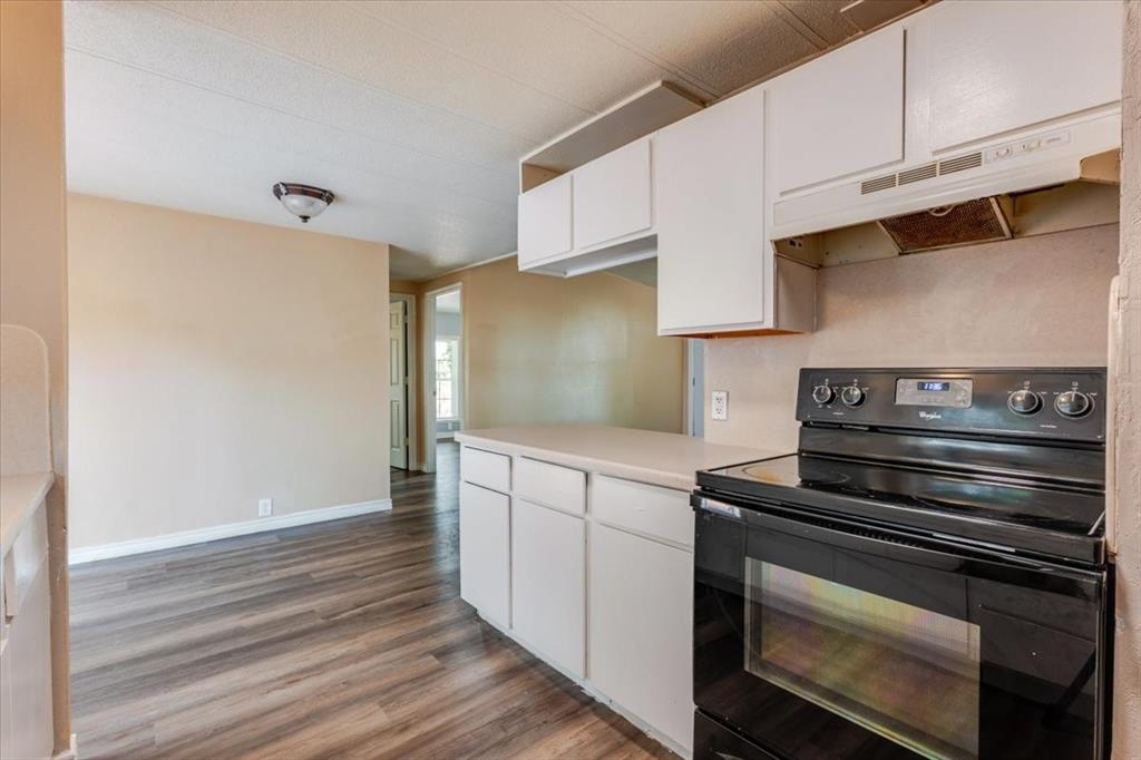 209 Wicker Hill Road Burleson, TX 76028 - Photo 13 of 21 Gallery Image 13