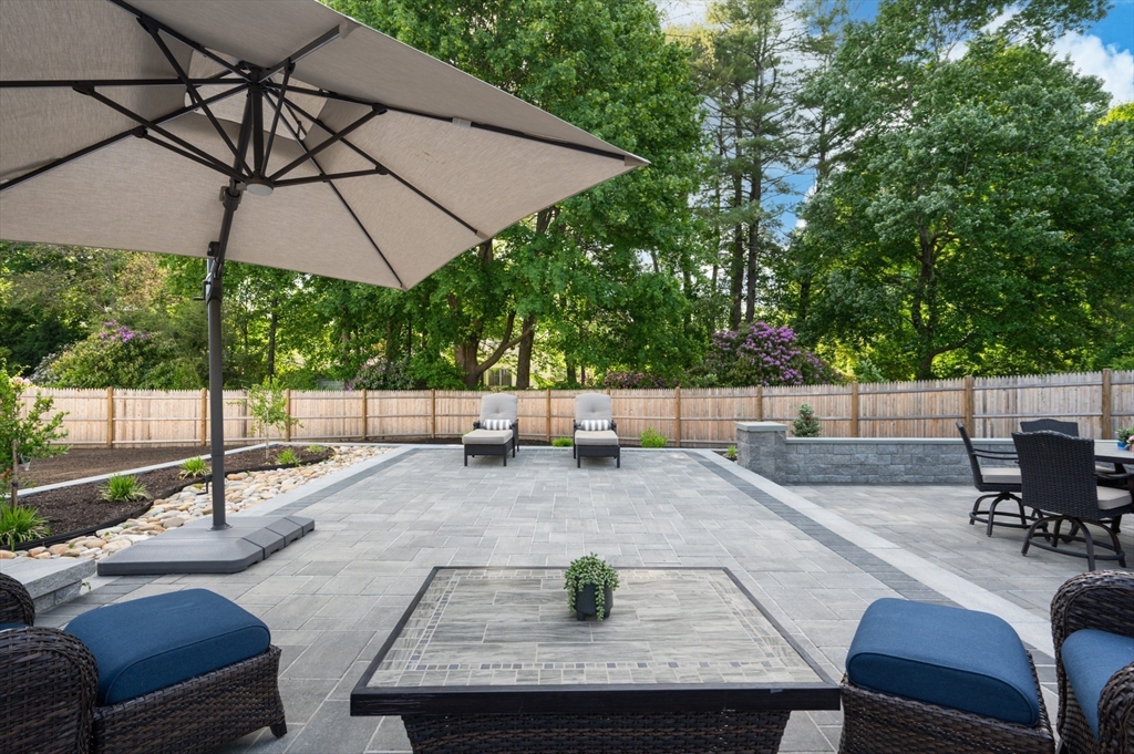 32 Iverson Road Beverly, MA 01915 - Photo 4 of 37 Gallery Image 4