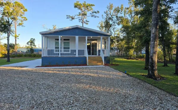 $349,000 | 1809 Northeast Pine Avenue, Steinhatchee, FL 32359