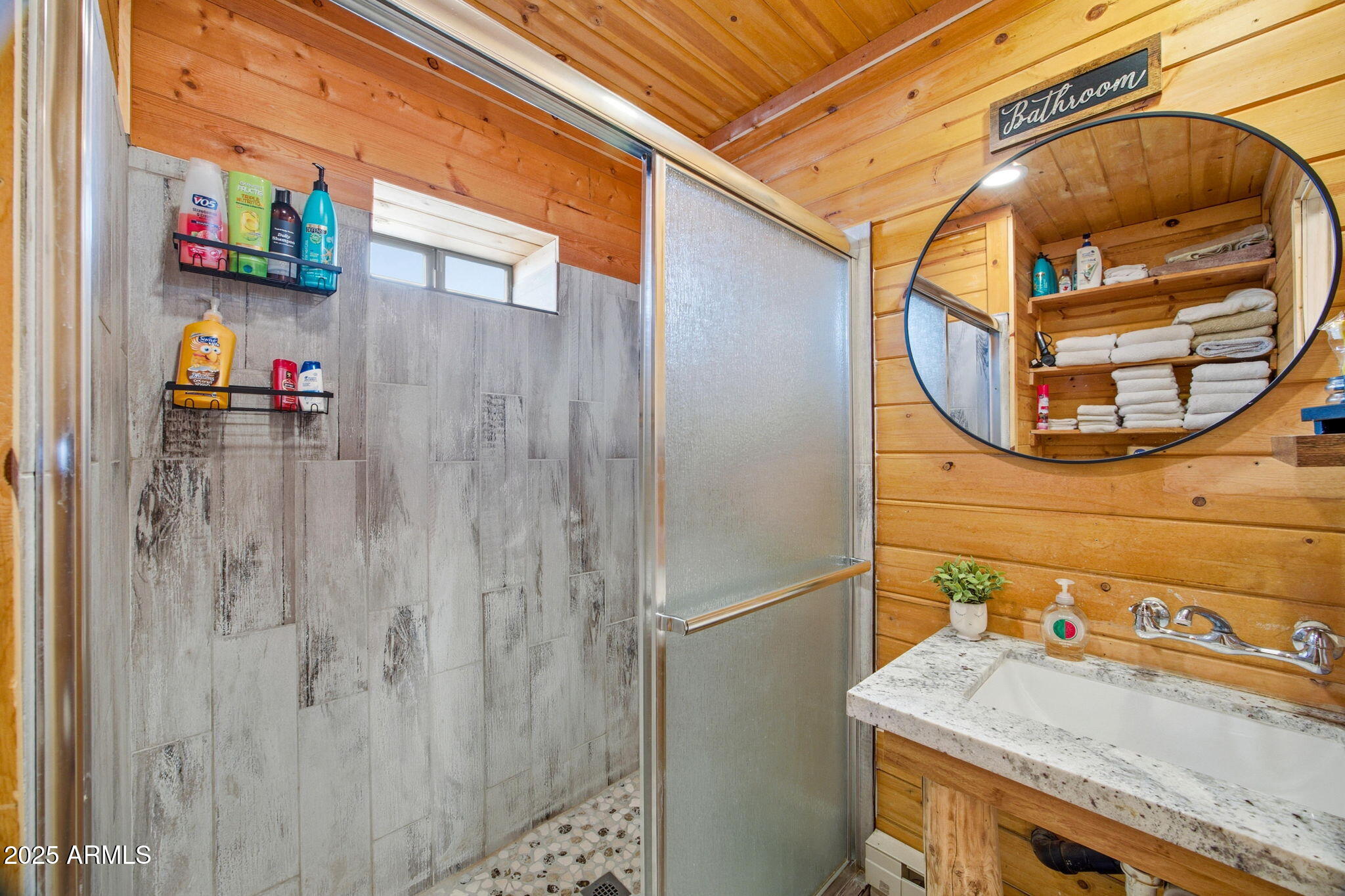 1904 Ponce Place Show Low, AZ 85901 - Photo 15 of 43 a utility room with dryer and washer