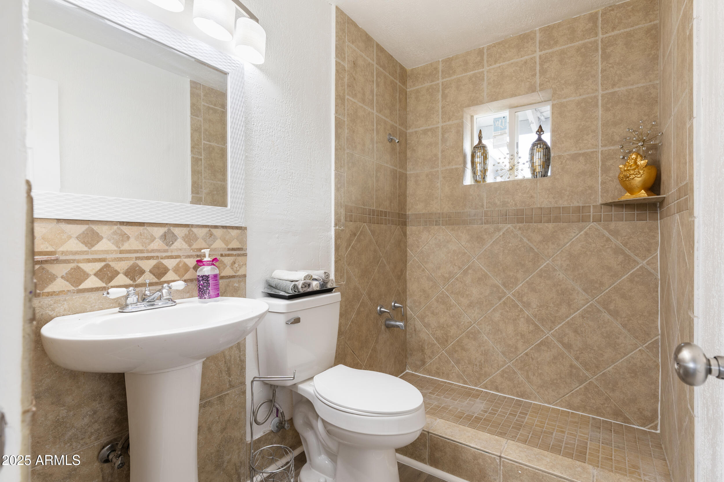 11527 East 6th Avenue Apache Junction, AZ 85120 - Photo 14 of 23 033_mmpl