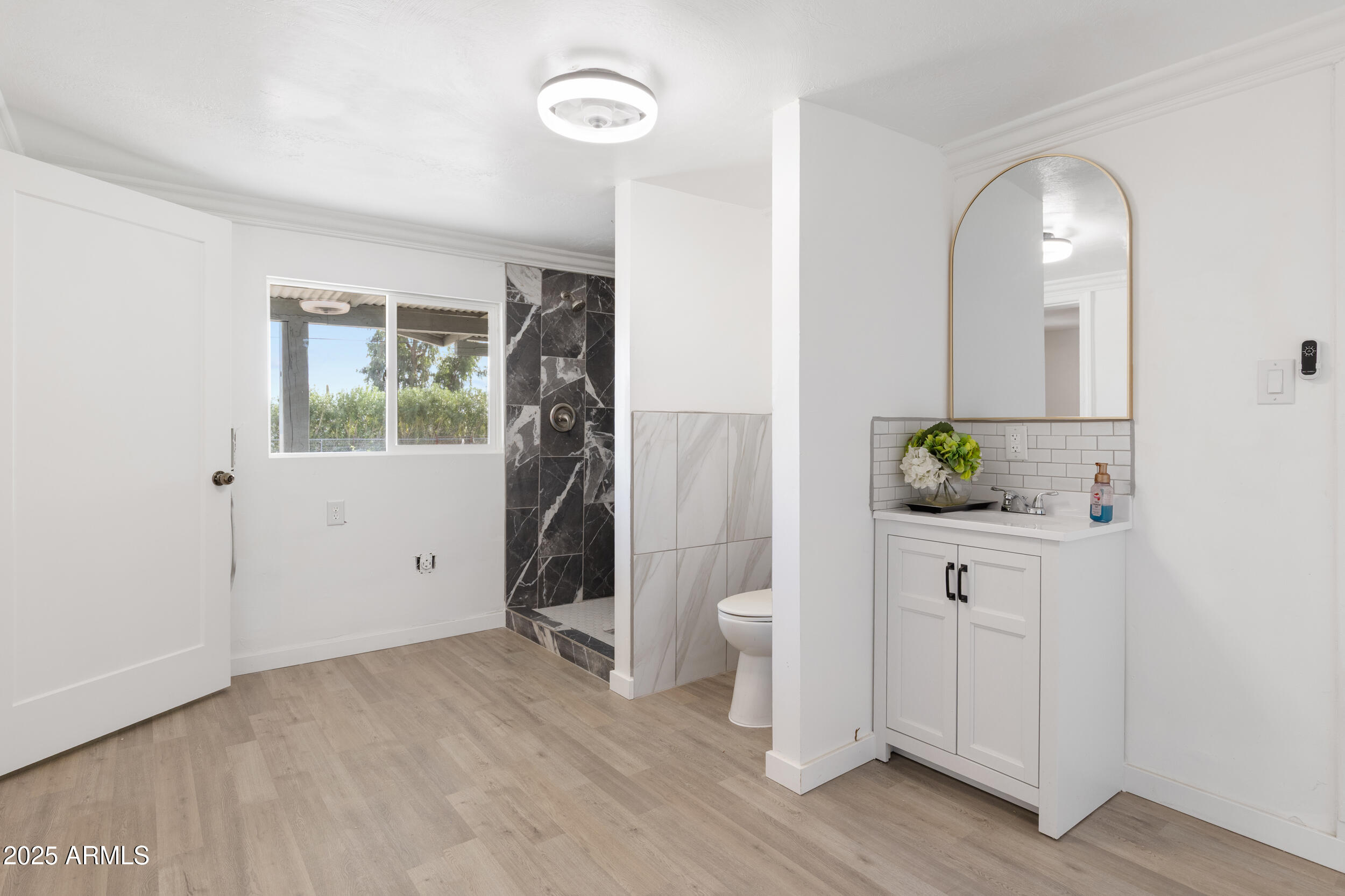 11527 East 6th Avenue Apache Junction, AZ 85120 - Photo 9 of 23 021_EITp