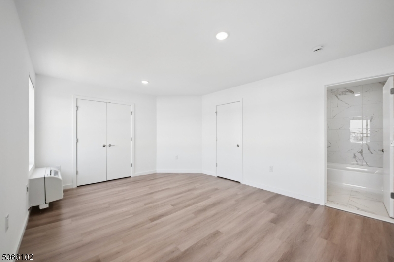 369 18th Avenue, Unit 301 Newark, NJ 07108 - Photo 6 of 17