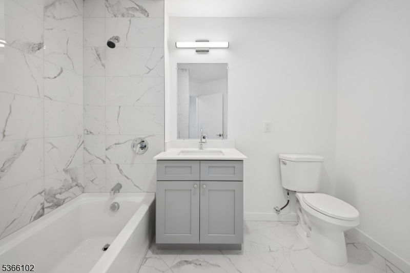 369 18th Avenue, Unit 301 Newark, NJ 07108 - Photo 9 of 17