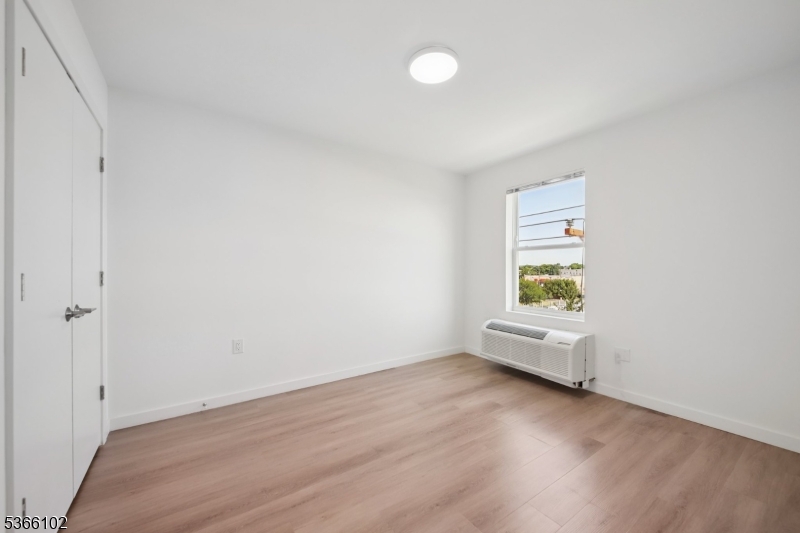 369 18th Avenue, Unit 301 Newark, NJ 07108 - Photo 10 of 17