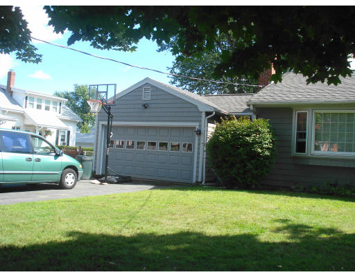 29 Riverside Street Danvers, MA 01923 - Photo 2 of 9 Gallery Image 2