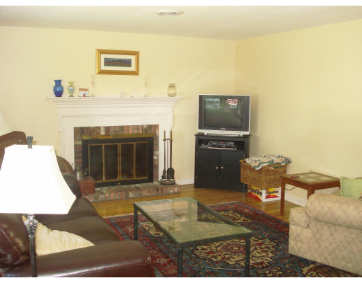 29 Riverside Street Danvers, MA 01923 - Photo 7 of 9 Gallery Image 7