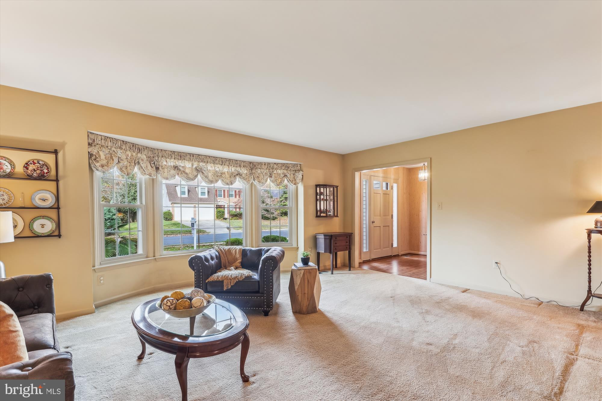4526 Gilbertson Road Fairfax, VA 22032 - Photo 11 of 51 Large Living Room for gatherings.