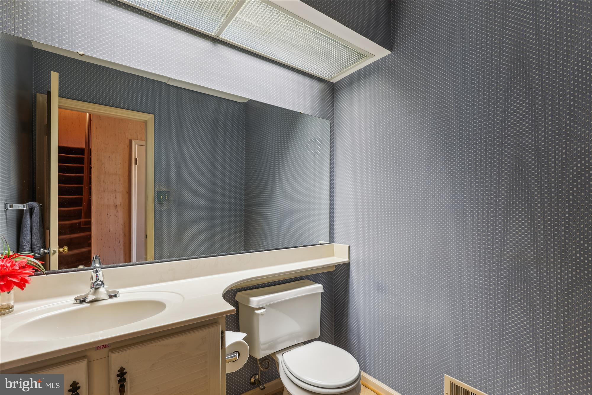 4526 Gilbertson Road Fairfax, VA 22032 - Photo 21 of 51 Powder Room on main level.