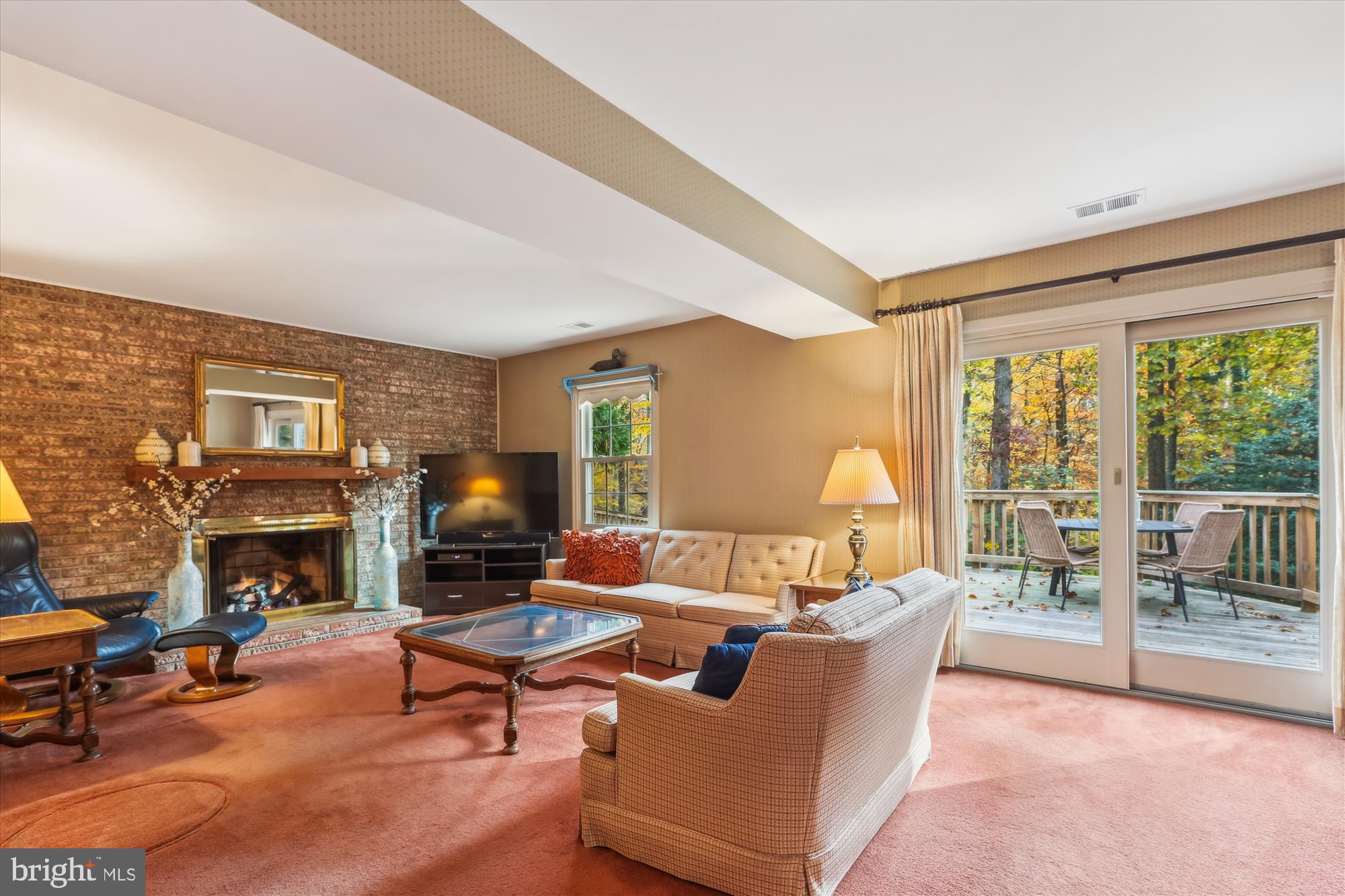4526 Gilbertson Road Fairfax, VA 22032 - Photo 5 of 51 Gas fireplace in the Family Room.