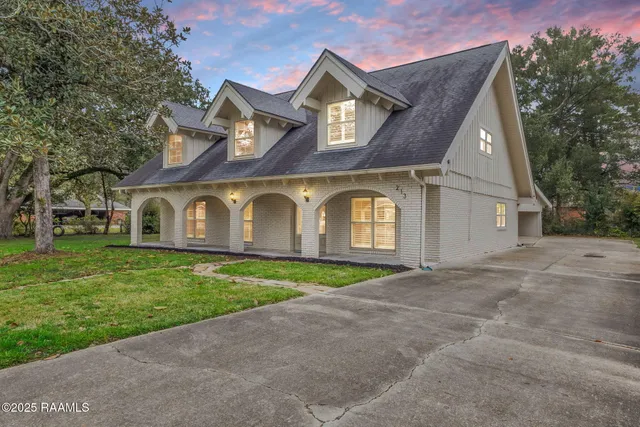 $467,500 | 213 Miller Street, Lafayette, LA 70503