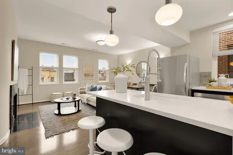 $740,000 | 2114 N Street Northwest, Unit 32, Washington, DC 20037