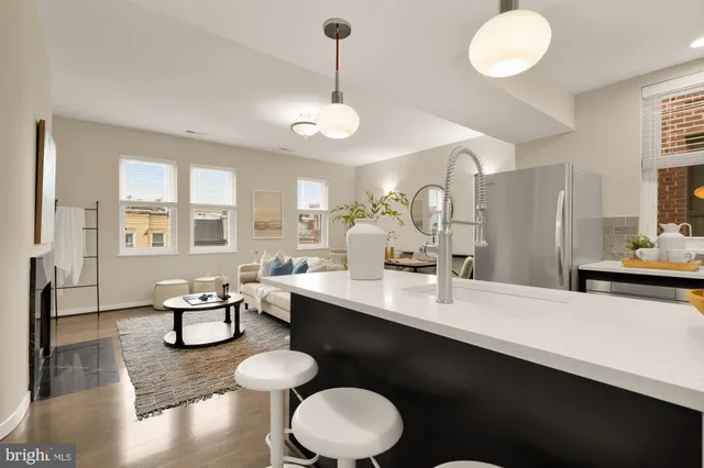 $740,000 | 2114 N Street Northwest, Unit 32, Washington, DC 20037