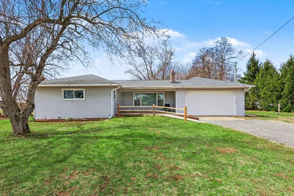 $329,000 | 29054 56th Street, Bangor, MI 49013