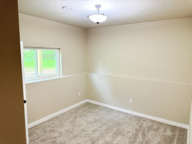 308 2nd Street Brooklyn, WI 53521 - Photo 17 of 19