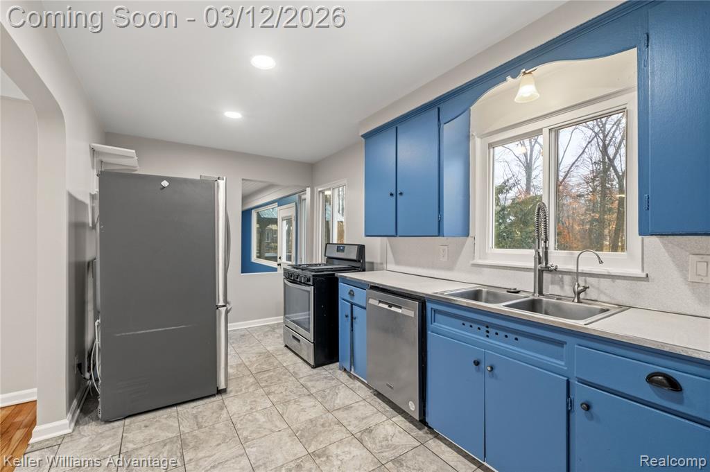 34600 Freedom Road Farmington, MI 48335 - Photo 15 of 43 Gallery Image 15