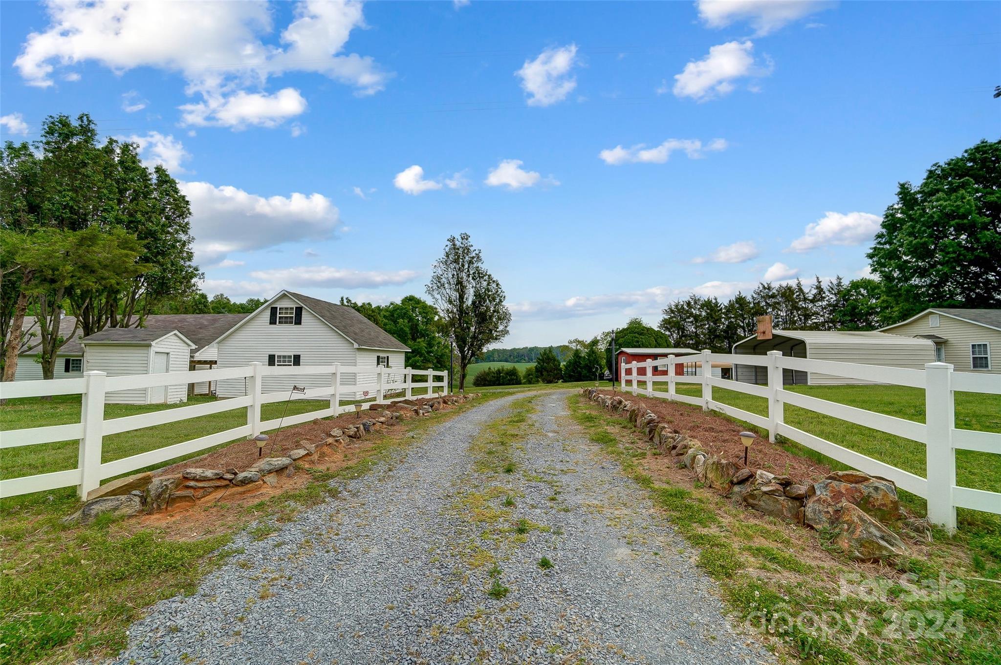 6902 Honey Bee Road Monroe, NC 28110 - Photo 2 of 47