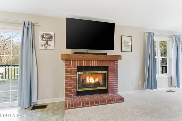 $599,900 | 2217 East Emory Road, Knoxville, TN 37938