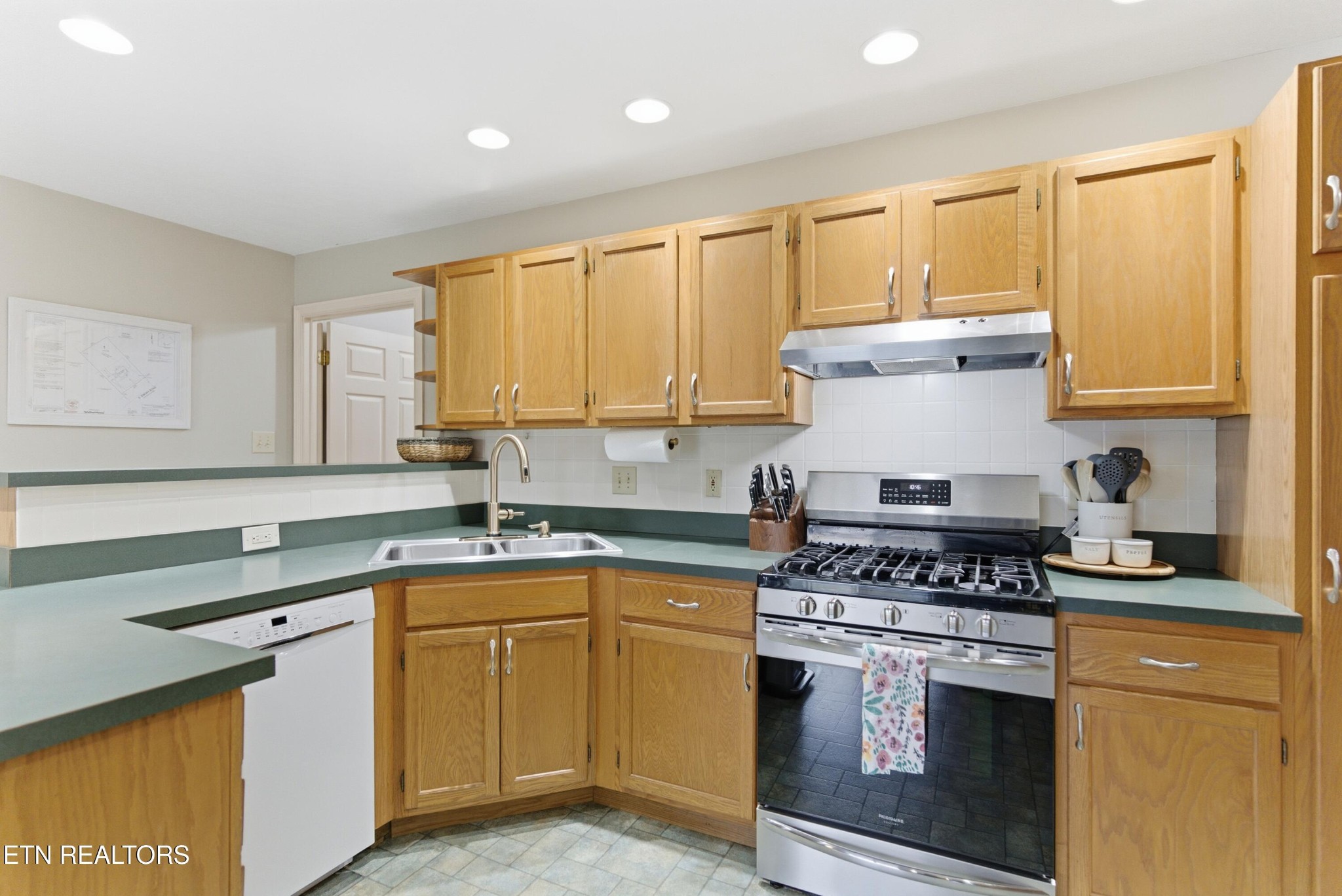 2217 East Emory Road Knoxville, TN 37938 - Photo 19 of 48