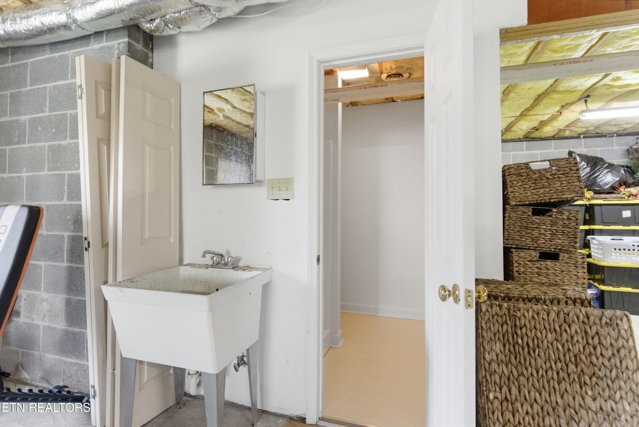 2217 East Emory Road Knoxville, TN 37938 - Photo 39 of 48