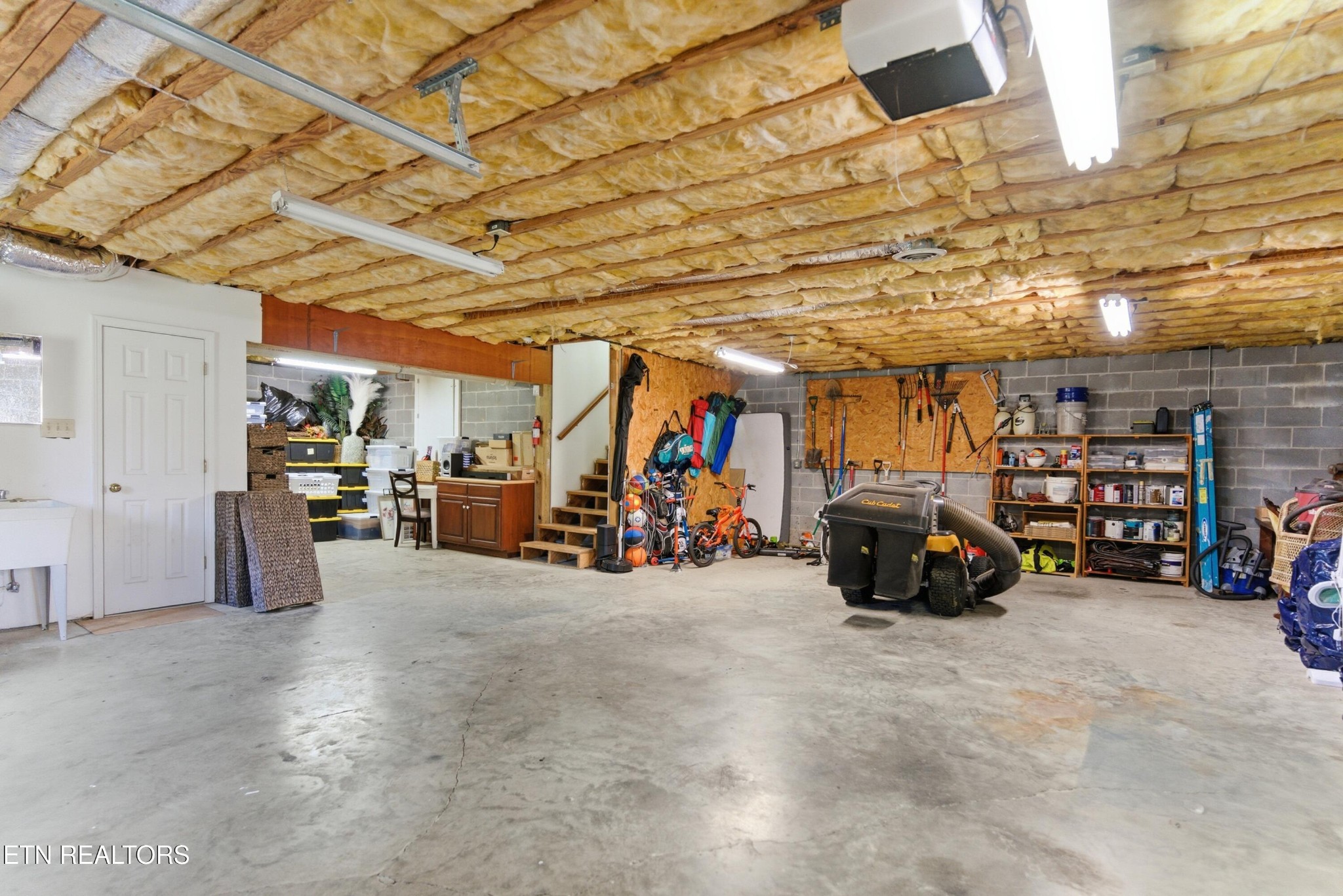 2217 East Emory Road Knoxville, TN 37938 - Photo 40 of 48