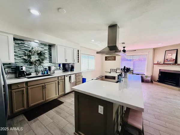 $430,000 | 1555 West Naranja Avenue, Mesa, AZ 85202
