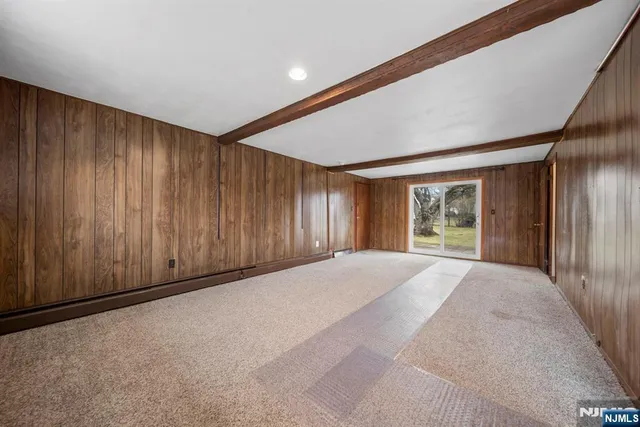 $765,000 | 601 Oakwood Drive, Northvale, NJ 07647