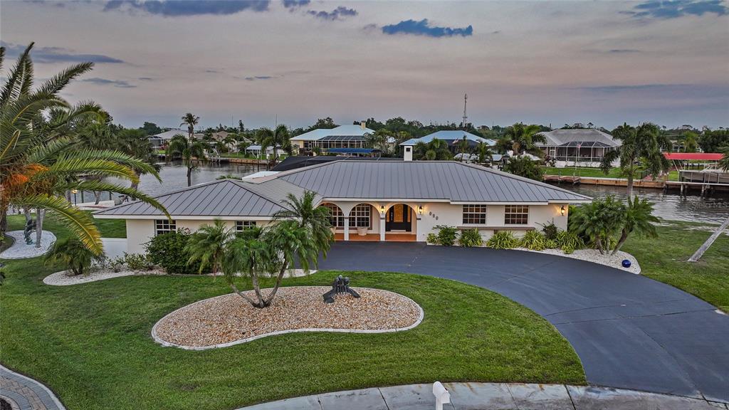 374 Severin Road Southeast Port Charlotte, FL 33952 - Photo 3 of 31 Gallery Image 3