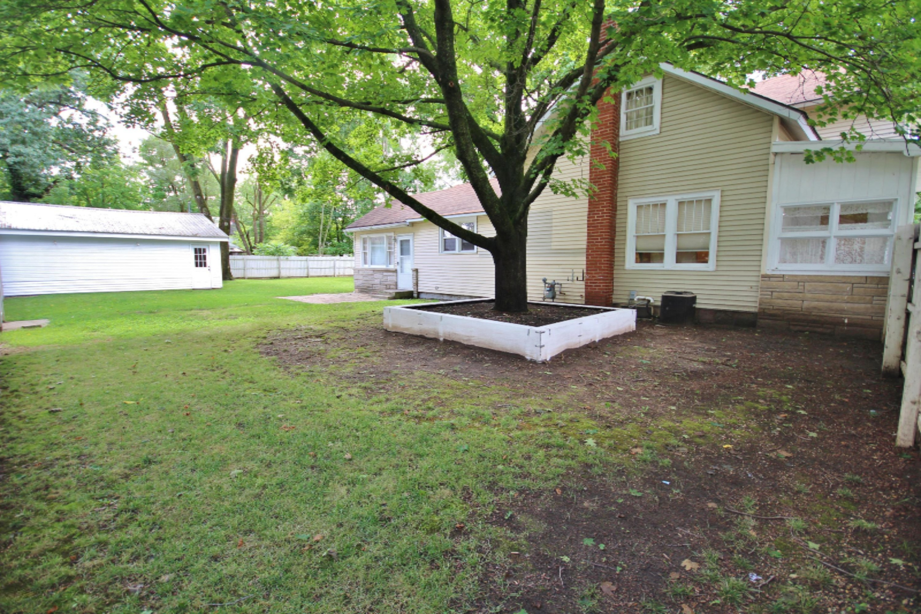 307 6th Avenue Three Rivers, MI 49093 - Photo 13 of 37 IMG_4331