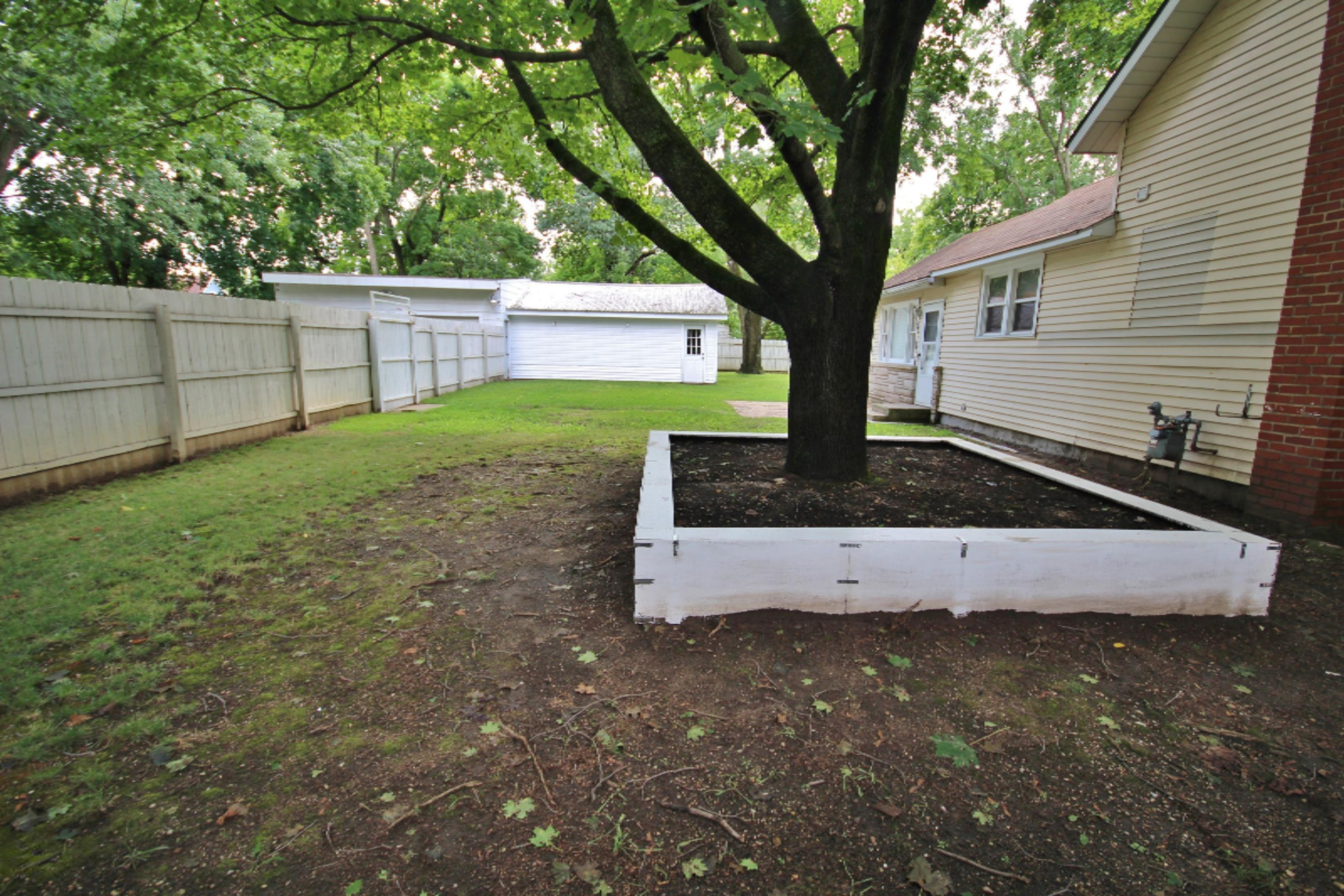 307 6th Avenue Three Rivers, MI 49093 - Photo 14 of 37 IMG_4332