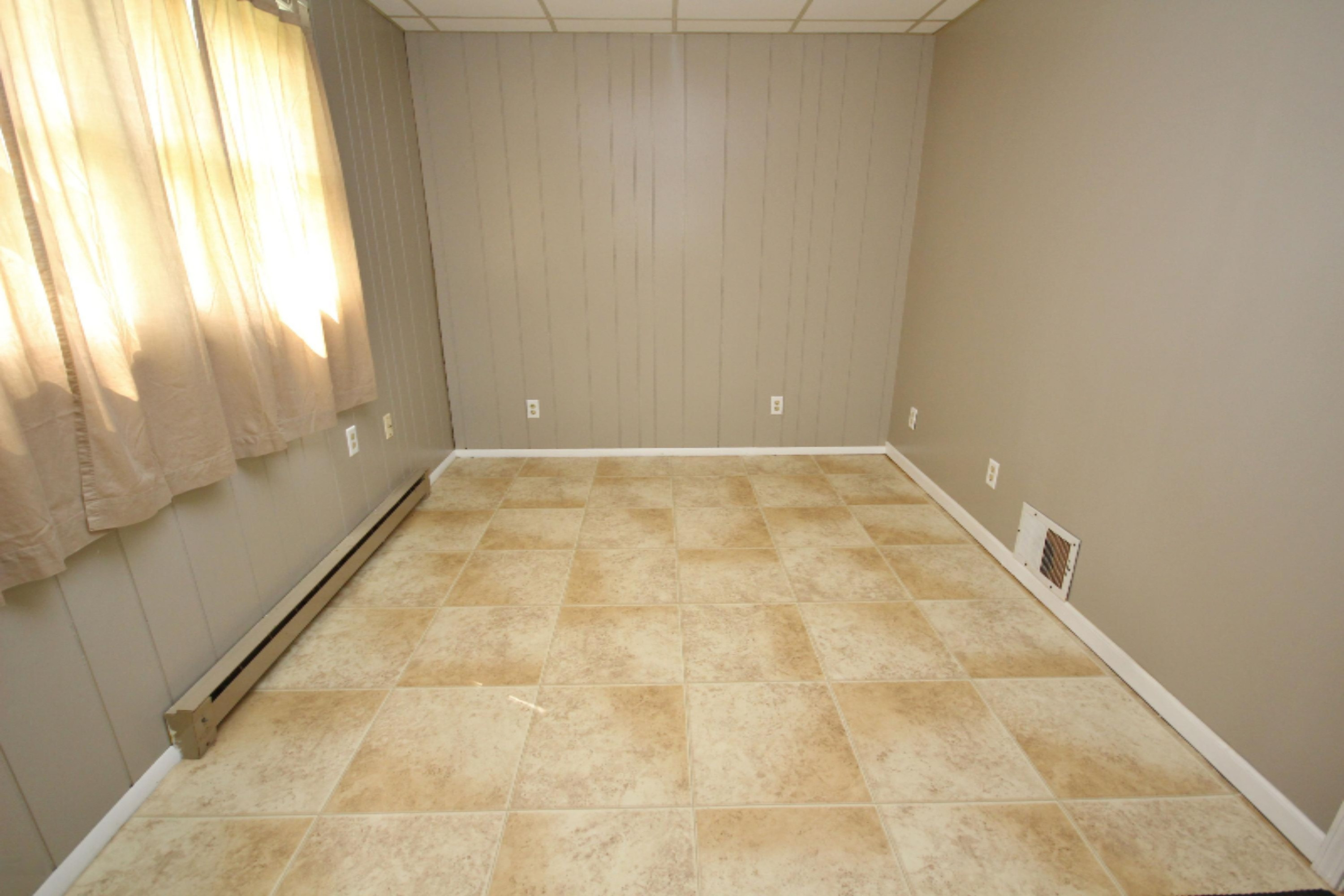 307 6th Avenue Three Rivers, MI 49093 - Photo 24 of 37 Office