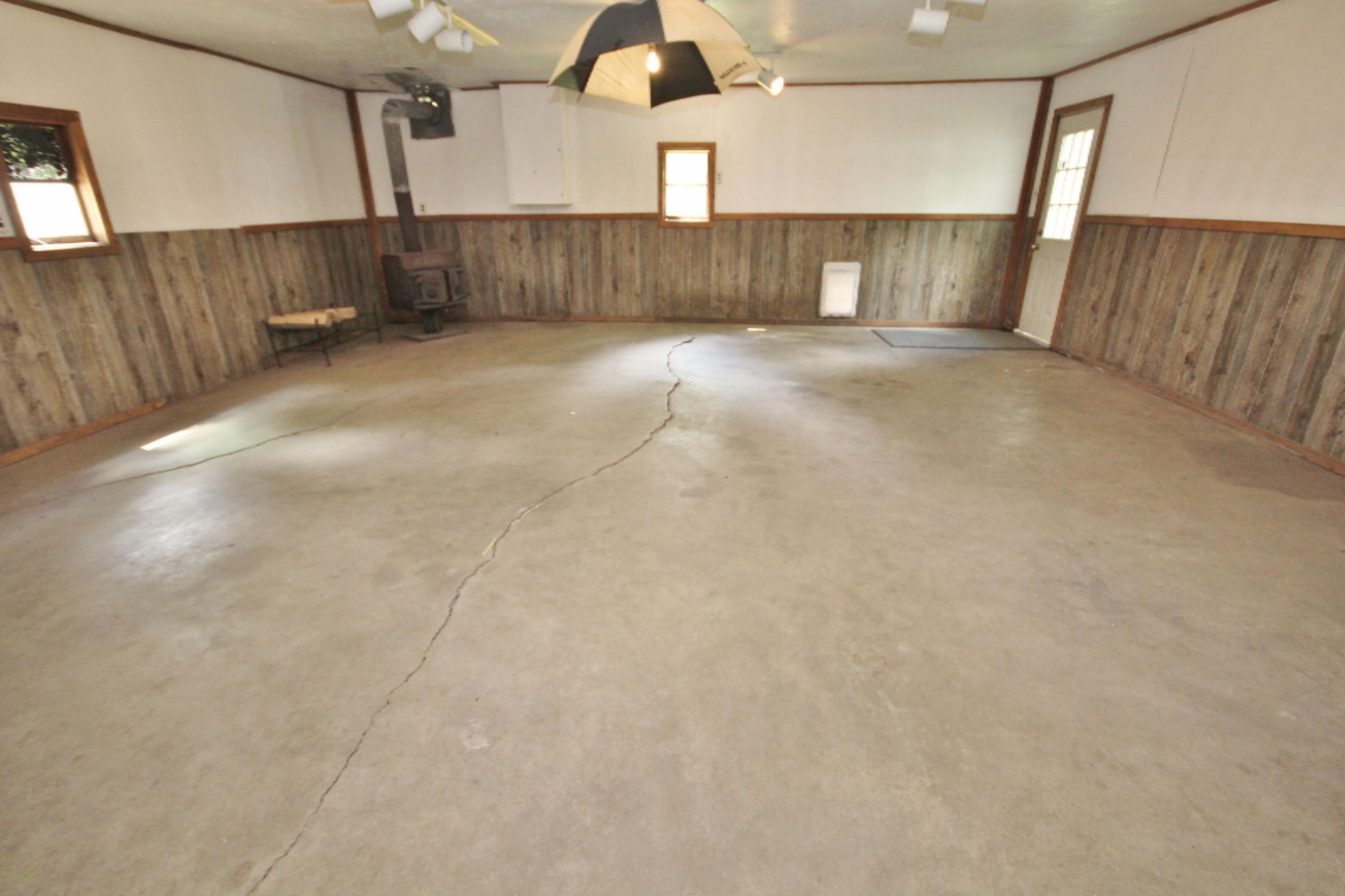 307 6th Avenue Three Rivers, MI 49093 - Photo 36 of 37 Game Room