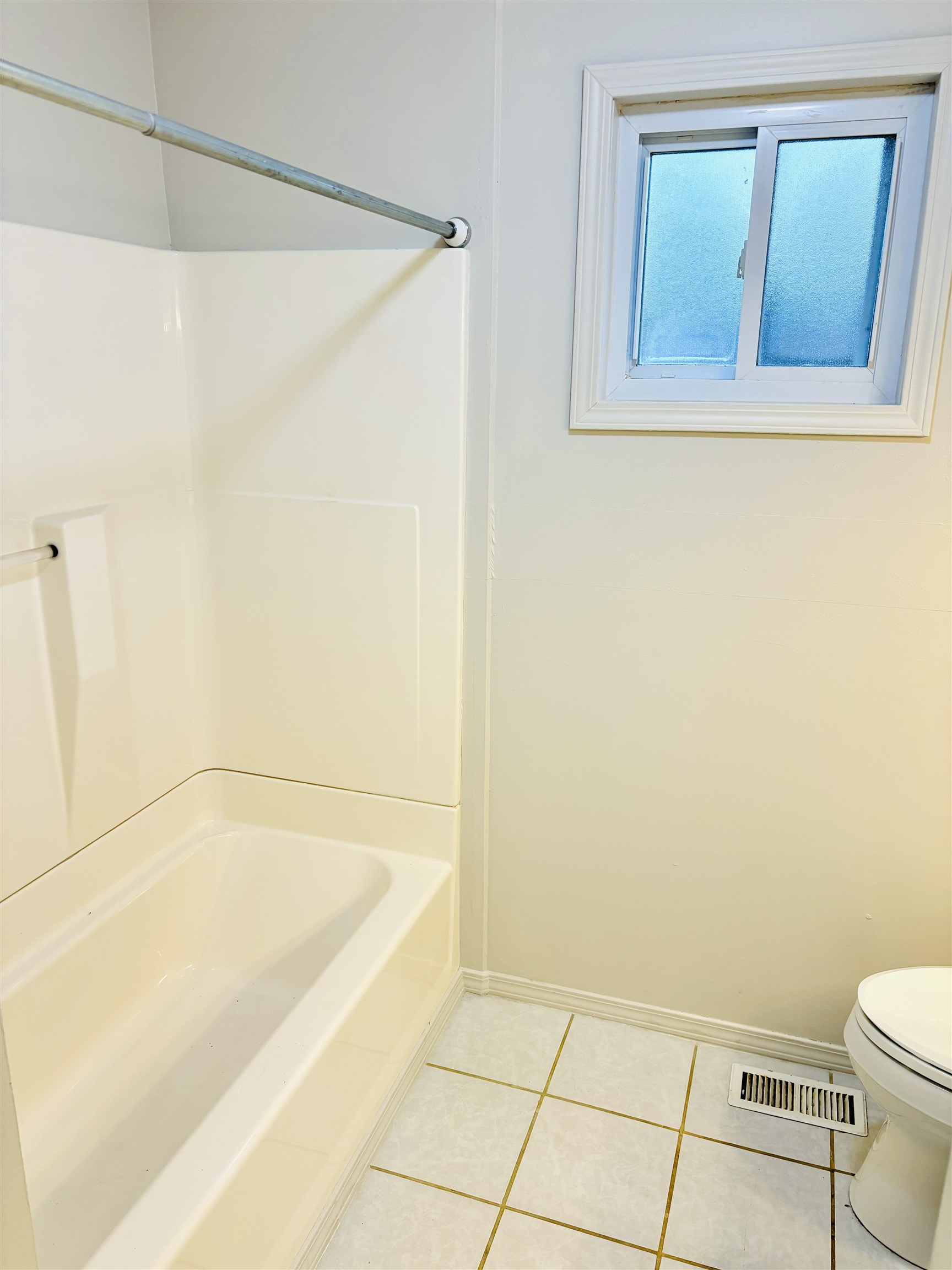 4384 Jean Road Bay City, MI 48706 - Photo 11 of 17 Gallery Image 11