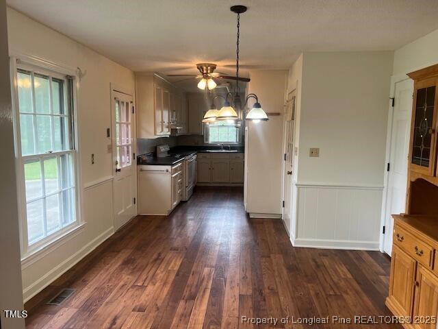 1116 Friendly Road Dunn, NC 28334 - Photo 3 of 15