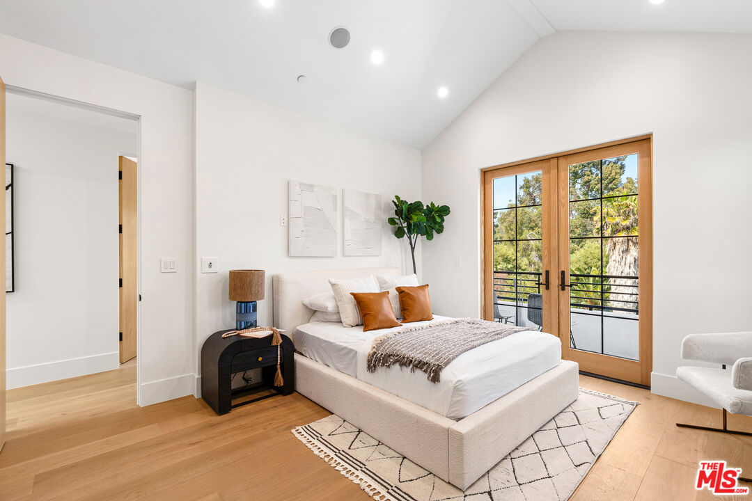 2565 Patricia Avenue Los Angeles, CA 90064 - Photo 34 of 55