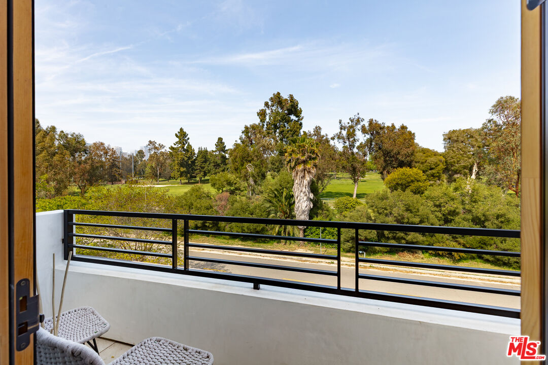 2565 Patricia Avenue Los Angeles, CA 90064 - Photo 38 of 55