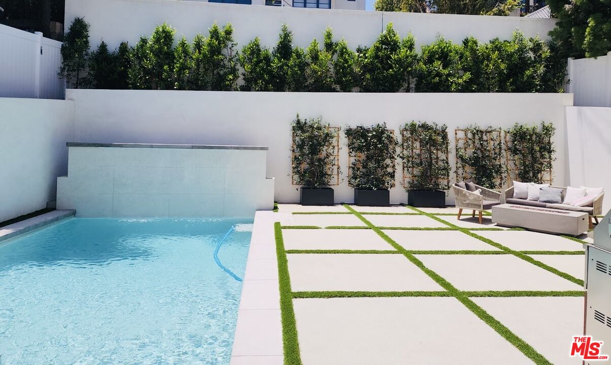 2565 Patricia Avenue Los Angeles, CA 90064 - Photo 53 of 55