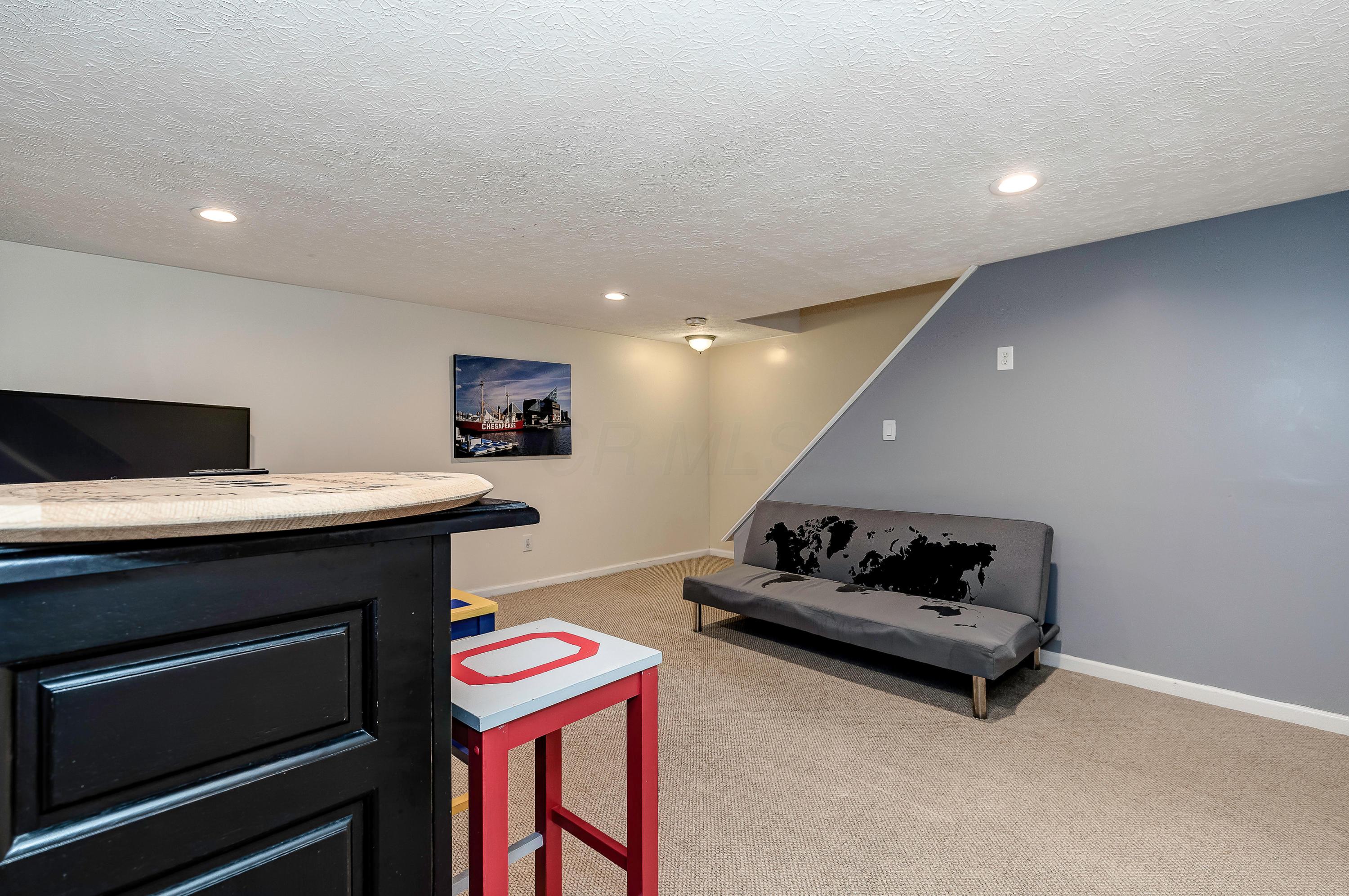 5106 Reed Road Columbus, OH 43220 - Photo 24 of 32 Gallery Image 24