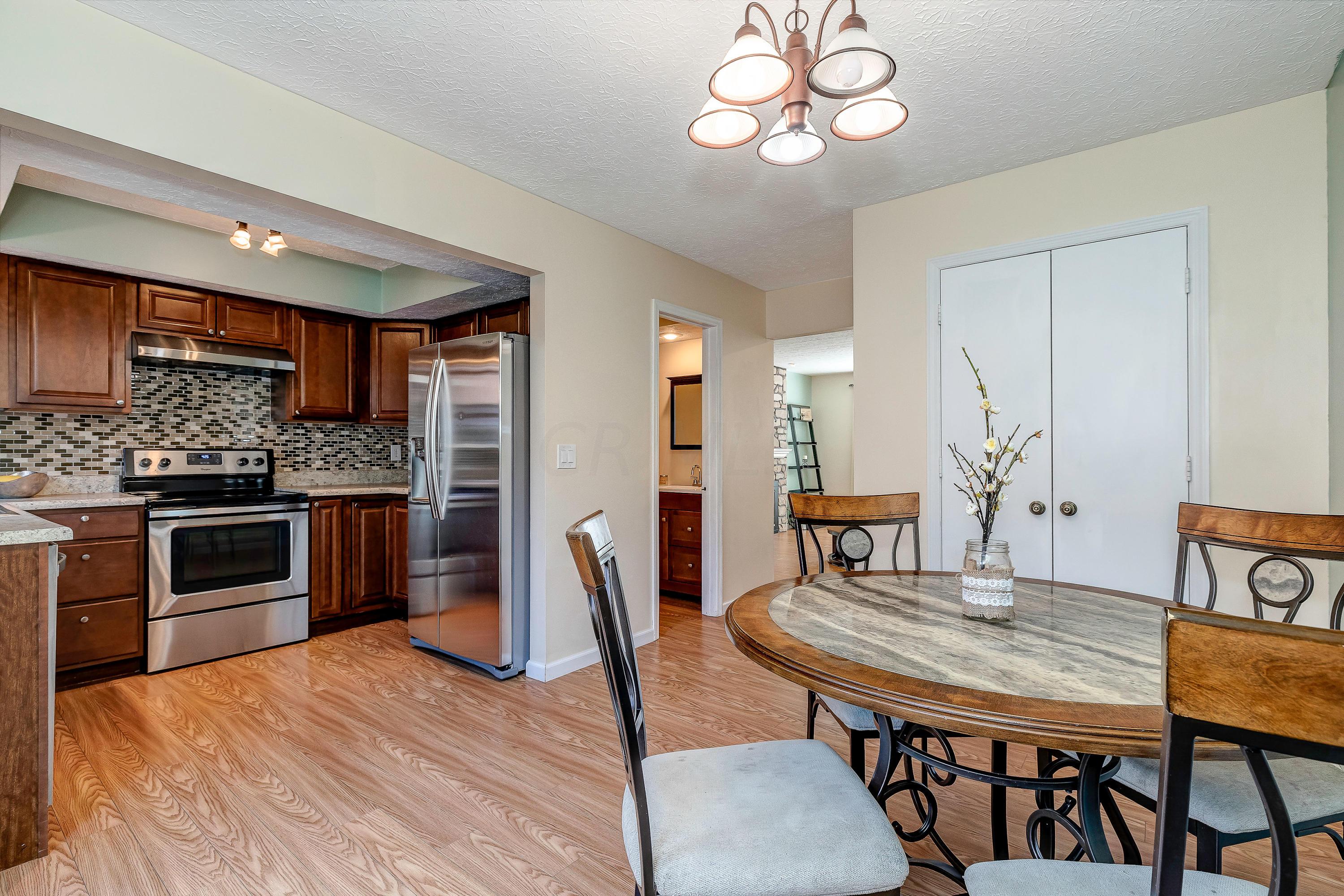 5106 Reed Road Columbus, OH 43220 - Photo 10 of 32 Gallery Image 10