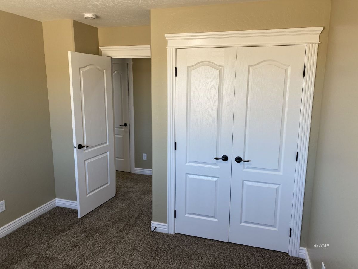 809 Stageline Loop Elko, NV 89801 - Photo 19 of 29 Gallery Image 19
