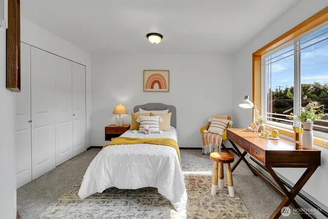 $529,950 | 9912 Holly Drive, Unit A, Everett, WA 98204