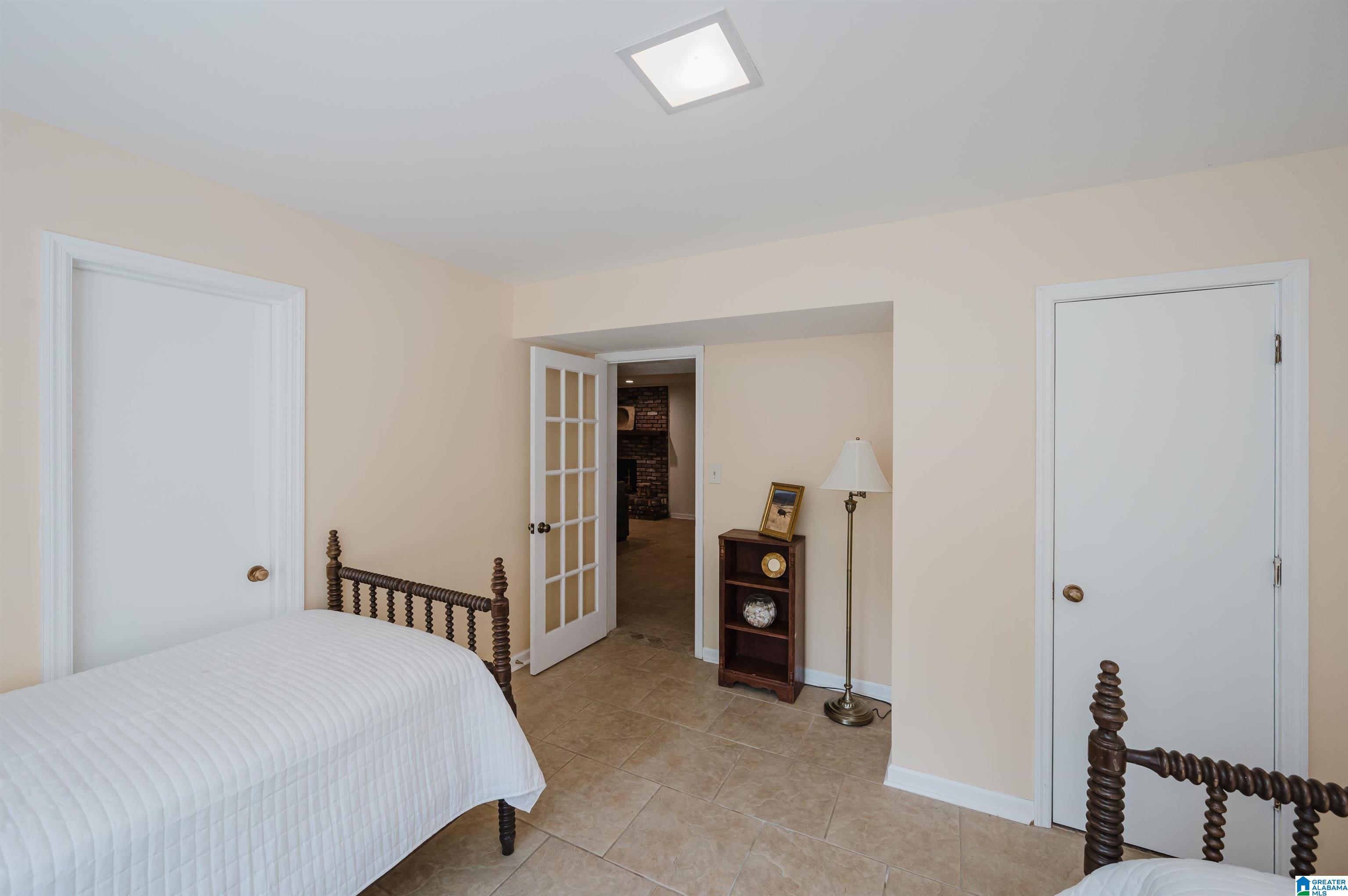 3757 Rockhill Road Birmingham, AL 35223 - Photo 40 of 50
