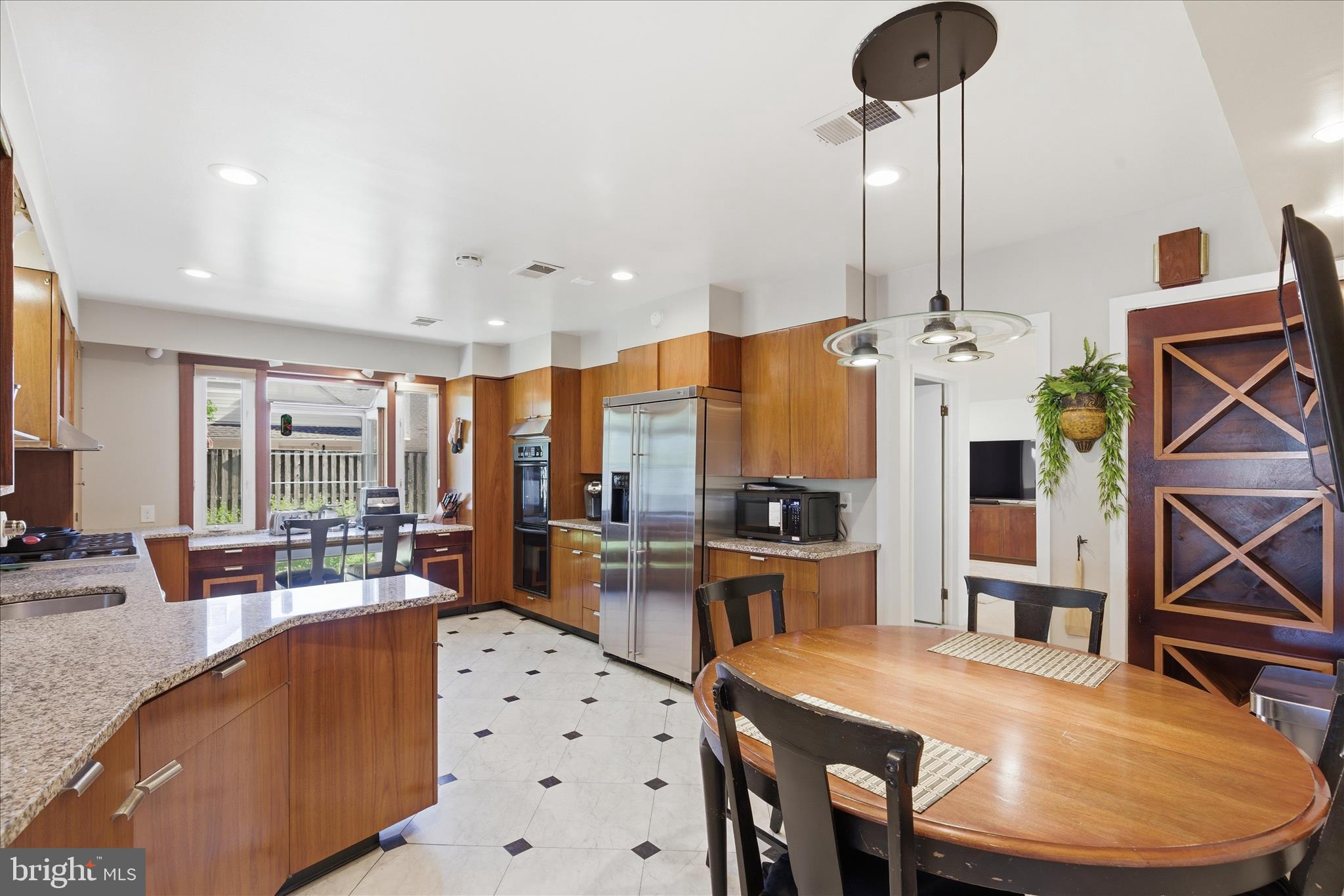 7920 Stevenson Road Pikesville, MD 21208 - Photo 14 of 40 Gallery Image 14