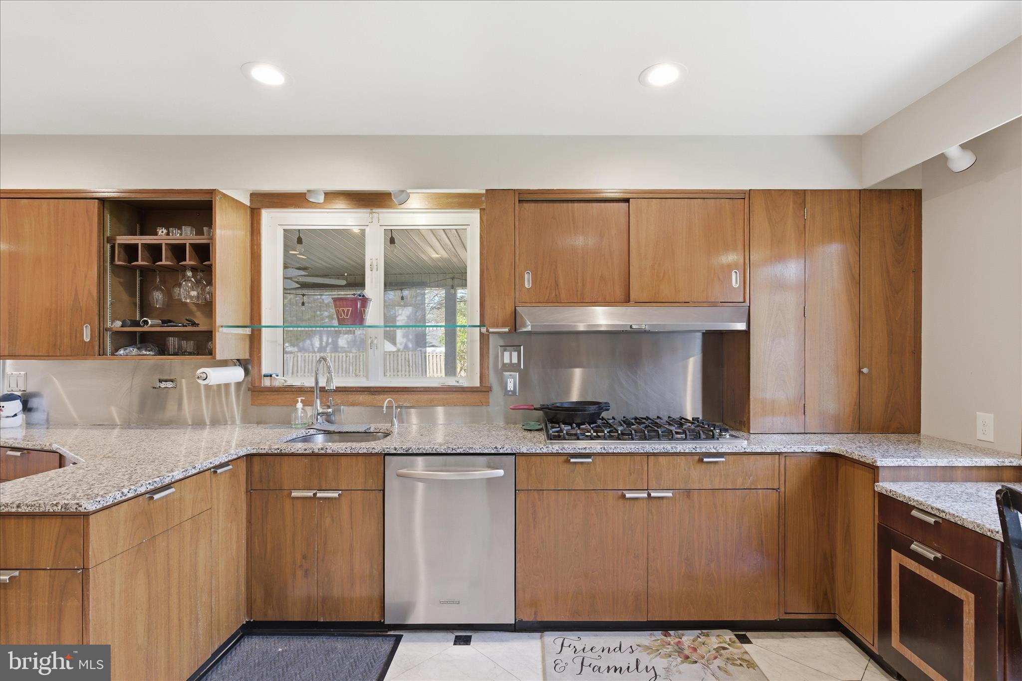 7920 Stevenson Road Pikesville, MD 21208 - Photo 16 of 40 Gallery Image 16