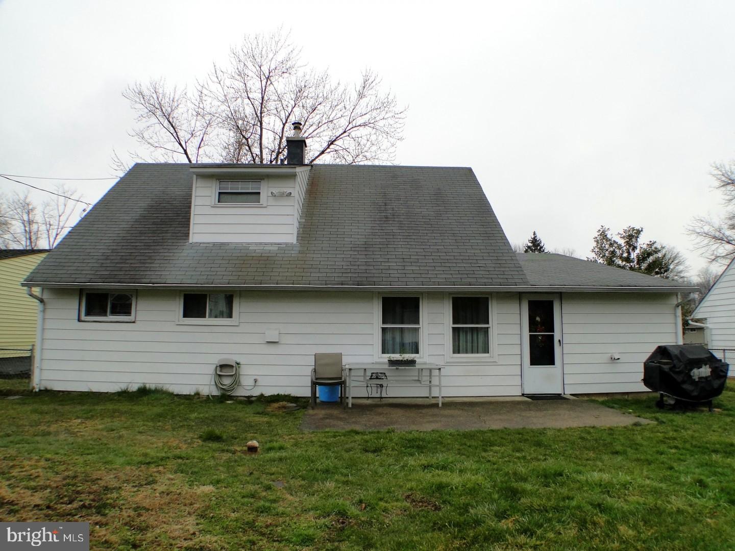 25 Islet Road Levittown, PA 19057 - Photo 22 of 25 Gallery Image 22