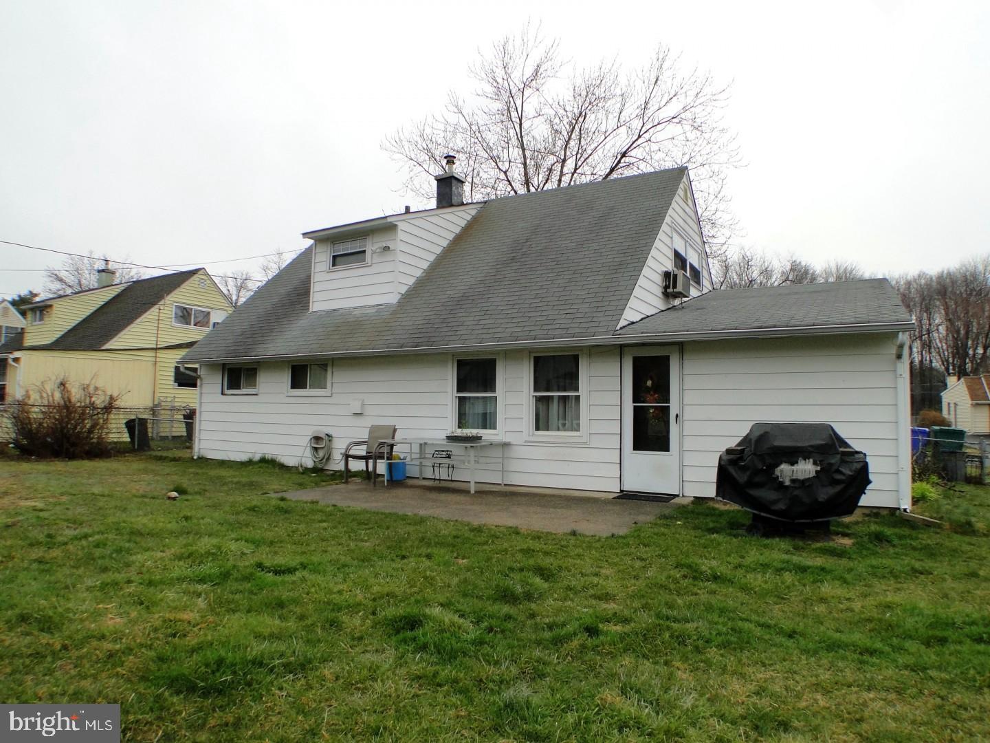 25 Islet Road Levittown, PA 19057 - Photo 23 of 25 Gallery Image 23