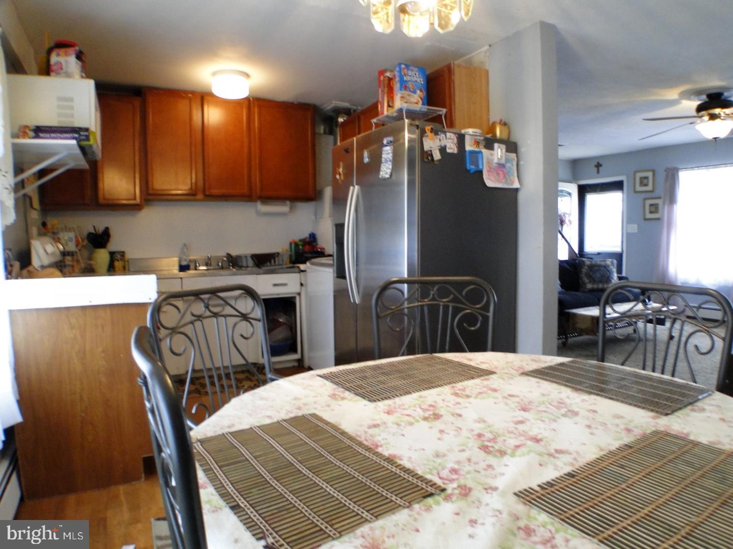 25 Islet Road Levittown, PA 19057 - Photo 10 of 25 Gallery Image 10