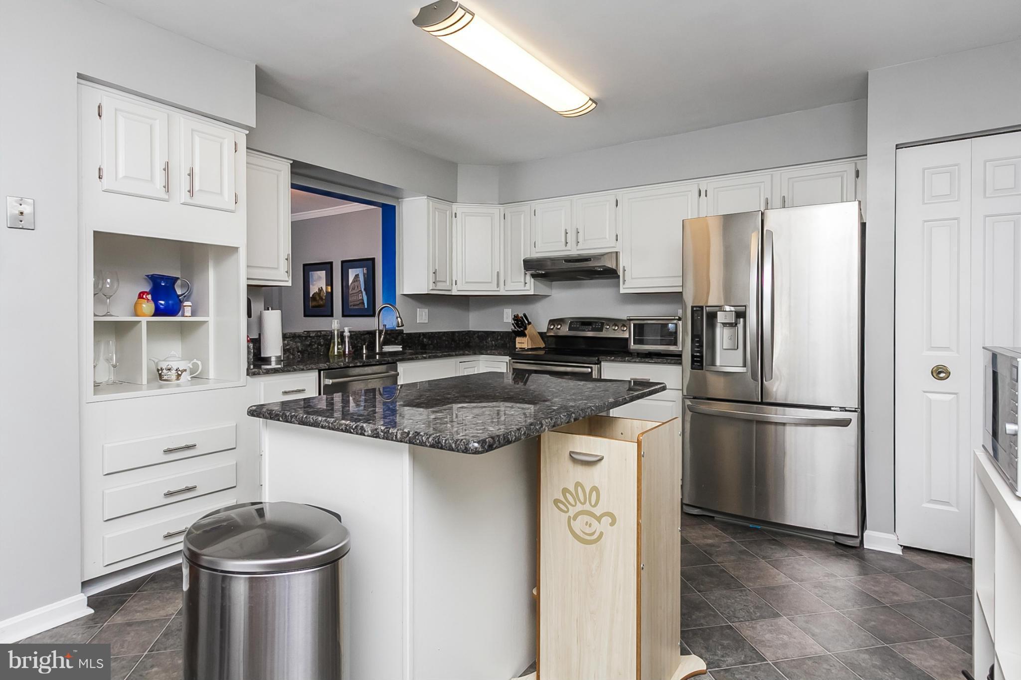 47 Rhodes Place Lutherville-Timonium, MD 21093 - Photo 9 of 28 Kitchen