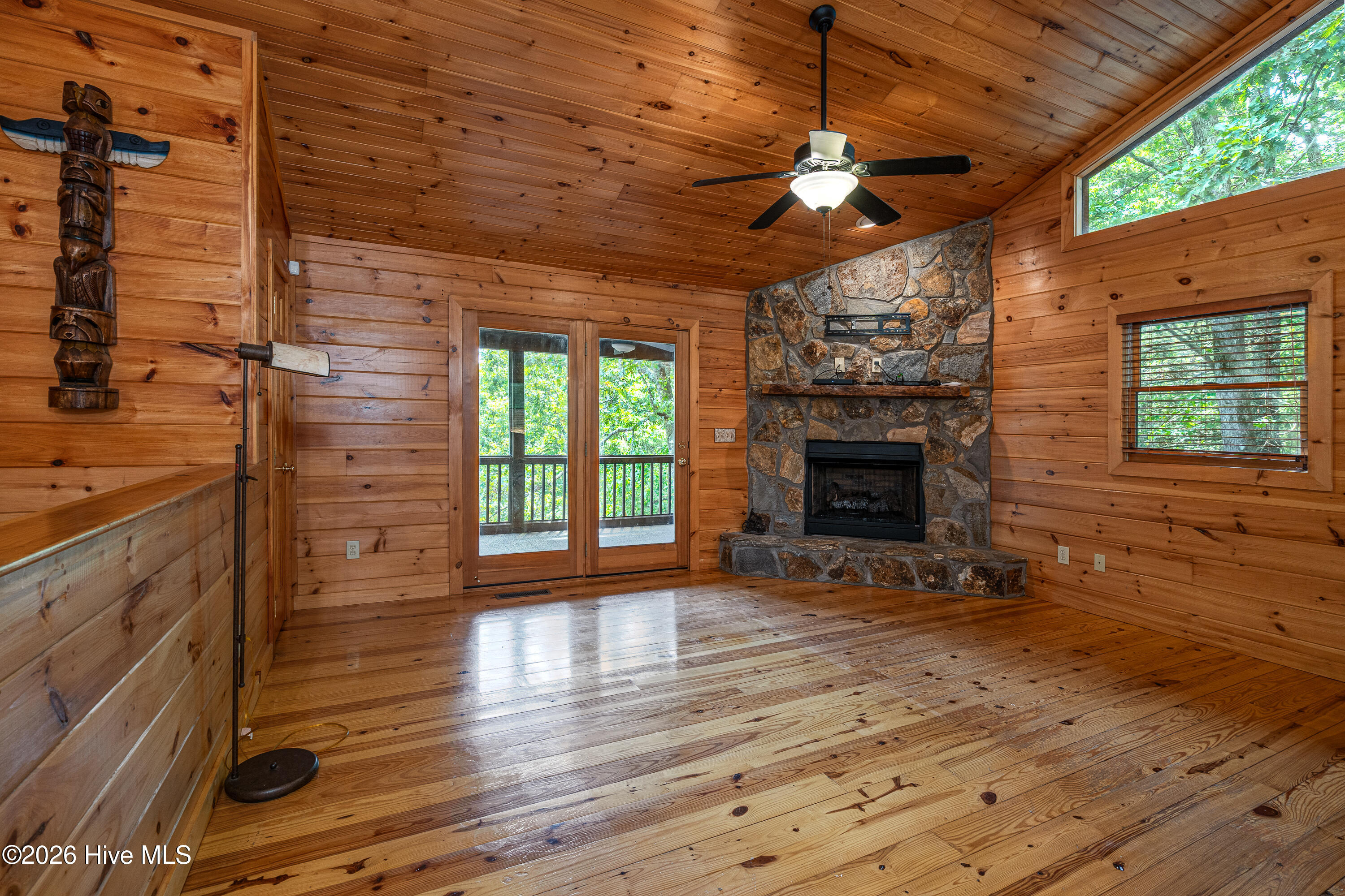 635 Brasstown View Road Brasstown, NC 28902 - Photo 15 of 58 Gallery Image 15