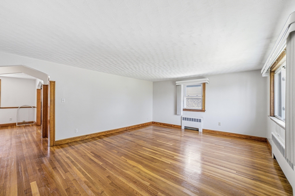 126 Brookfield Road Winthrop, MA 02152 - Photo 22 of 39